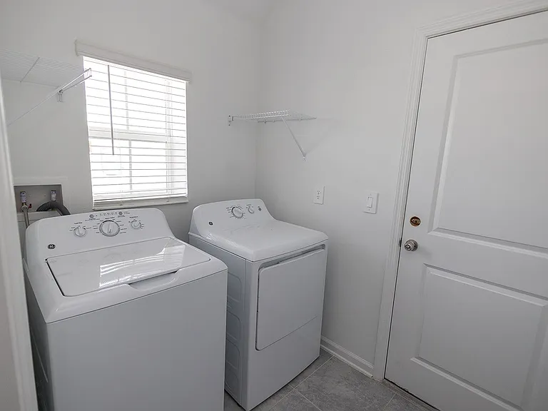 Aquifer Ln — Photo 9