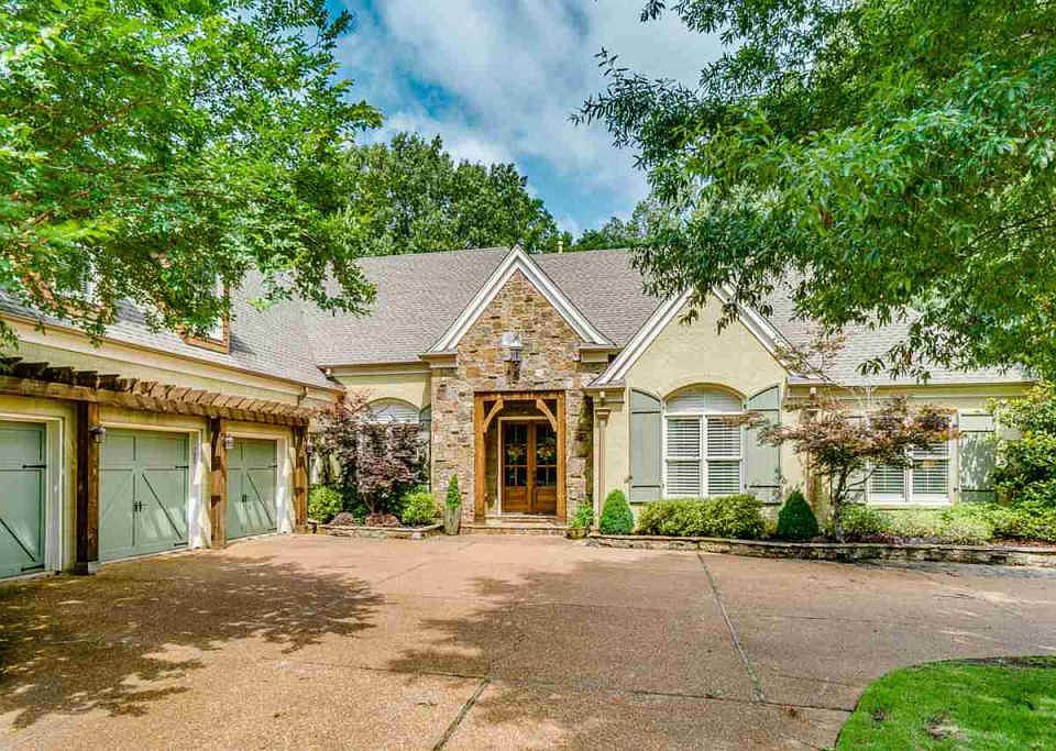 1st image of 9814 N Houston Oak Dr