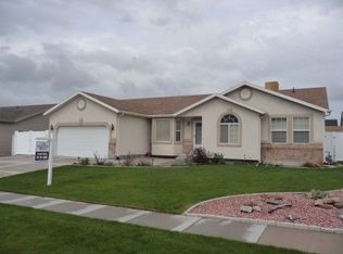 1585 N 250 E, Layton, UT 84041