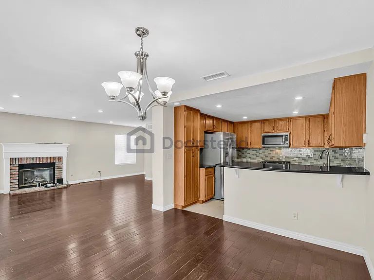 11018 Charleston St — Photo 15