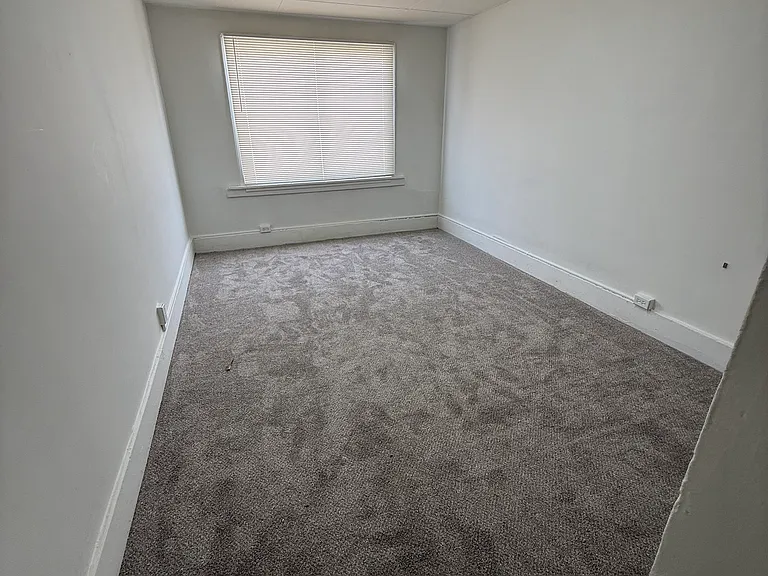 98 S Edith St #202 — Photo 1