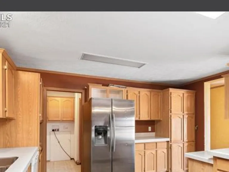 8525 Squirrel Creek Rd — Photo 20