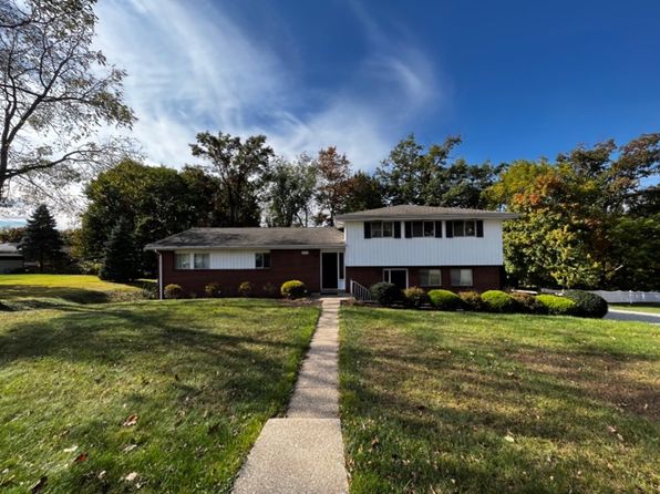 616 Woodburn Ln