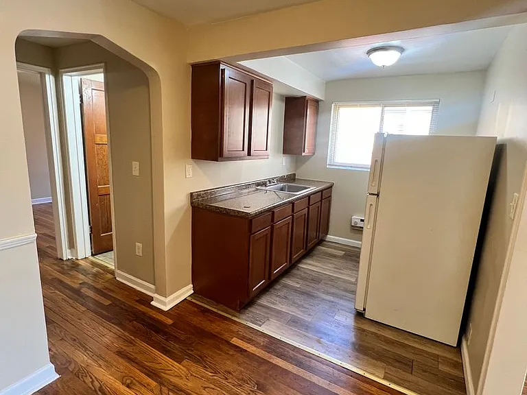 7159 Eastlawn Dr — Photo 5