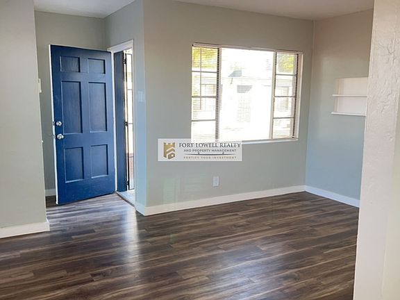 4th image of 2114 N Forgeus Ave Unit A