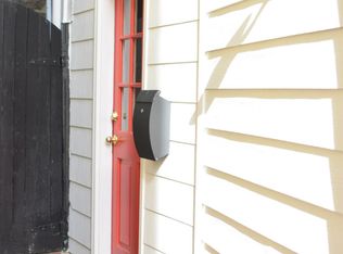 1409 35th St NW UNIT B, Washington, DC 20007