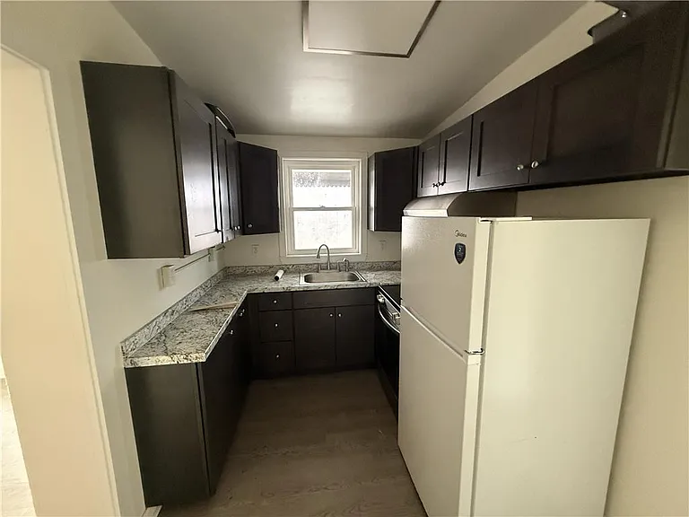 204 N 9th St #2 — Photo 8