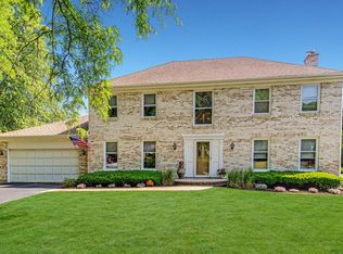 403 S Brighton Ct, Palatine, IL 60067
