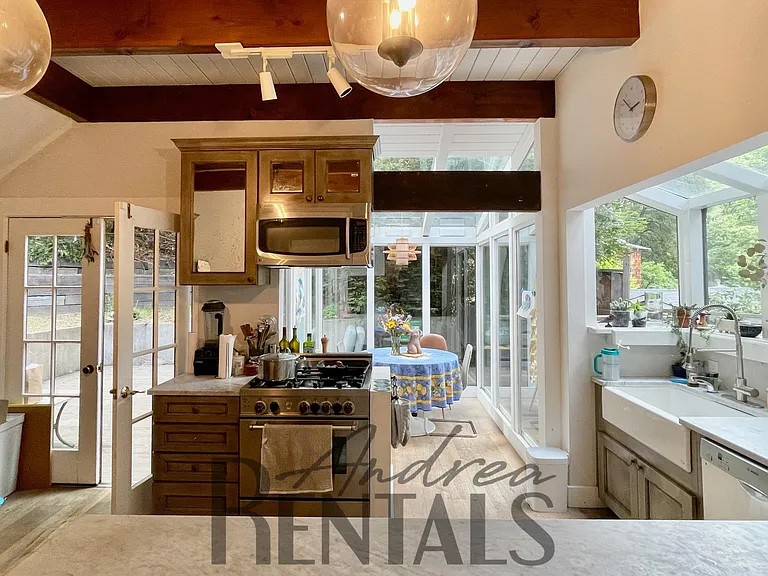 6101 Doncaster Pl — Photo 13