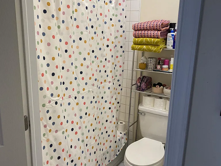 1415 N Lawrence St #2 — Photo 6