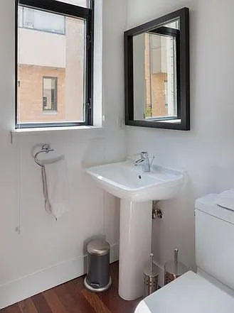 1690 NW Riverscape St — Photo 2
