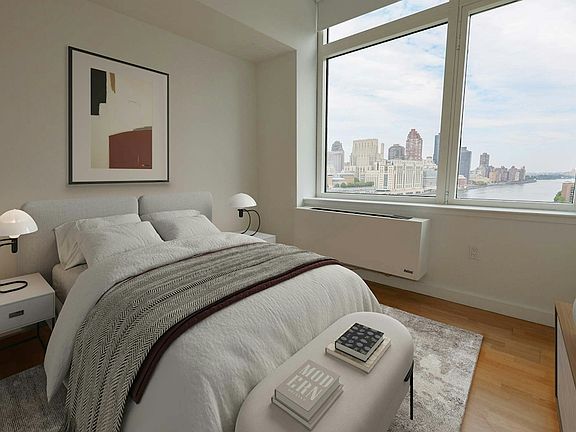 3rd image of 405 Main St APT 10H