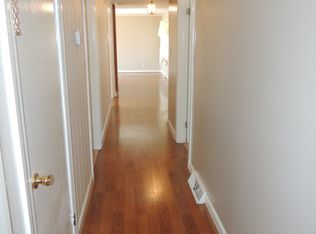 115 Monroe Dr, Lexington, NC 27295