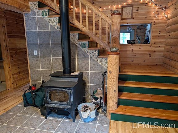 4th image of 8379 W Twin Lake Rd