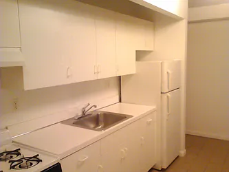 Rented by Metro Garden Realty NYC