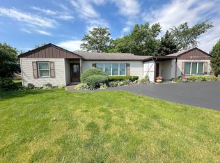 95 N Rand Rd, Lake Zurich, IL