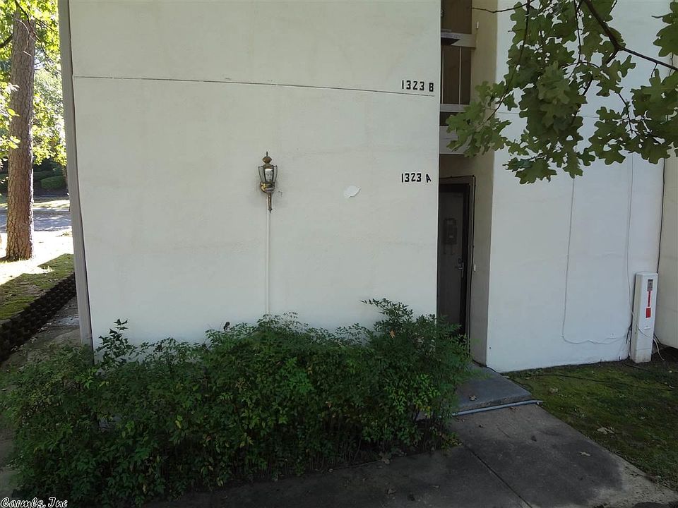 1st image of 1323 N University Ave APT 13