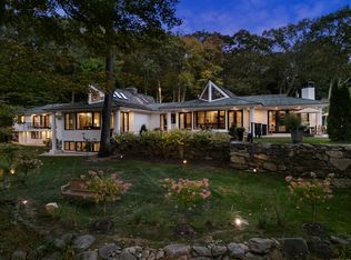 35 Sterling Rd, Greenwich, CT 06831