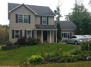 298 Country Club Rd, Oakland, ME 04963