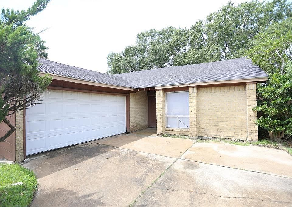 1st image of 12314 Fairmeadow Dr