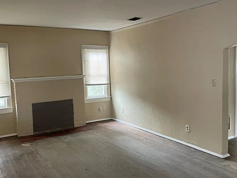 5114 Hollycrest Dr — Photo 12