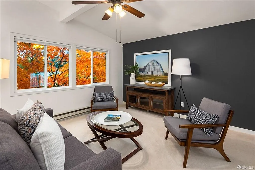 4 bed, 1510 sqft, $3,745 — Photo 4