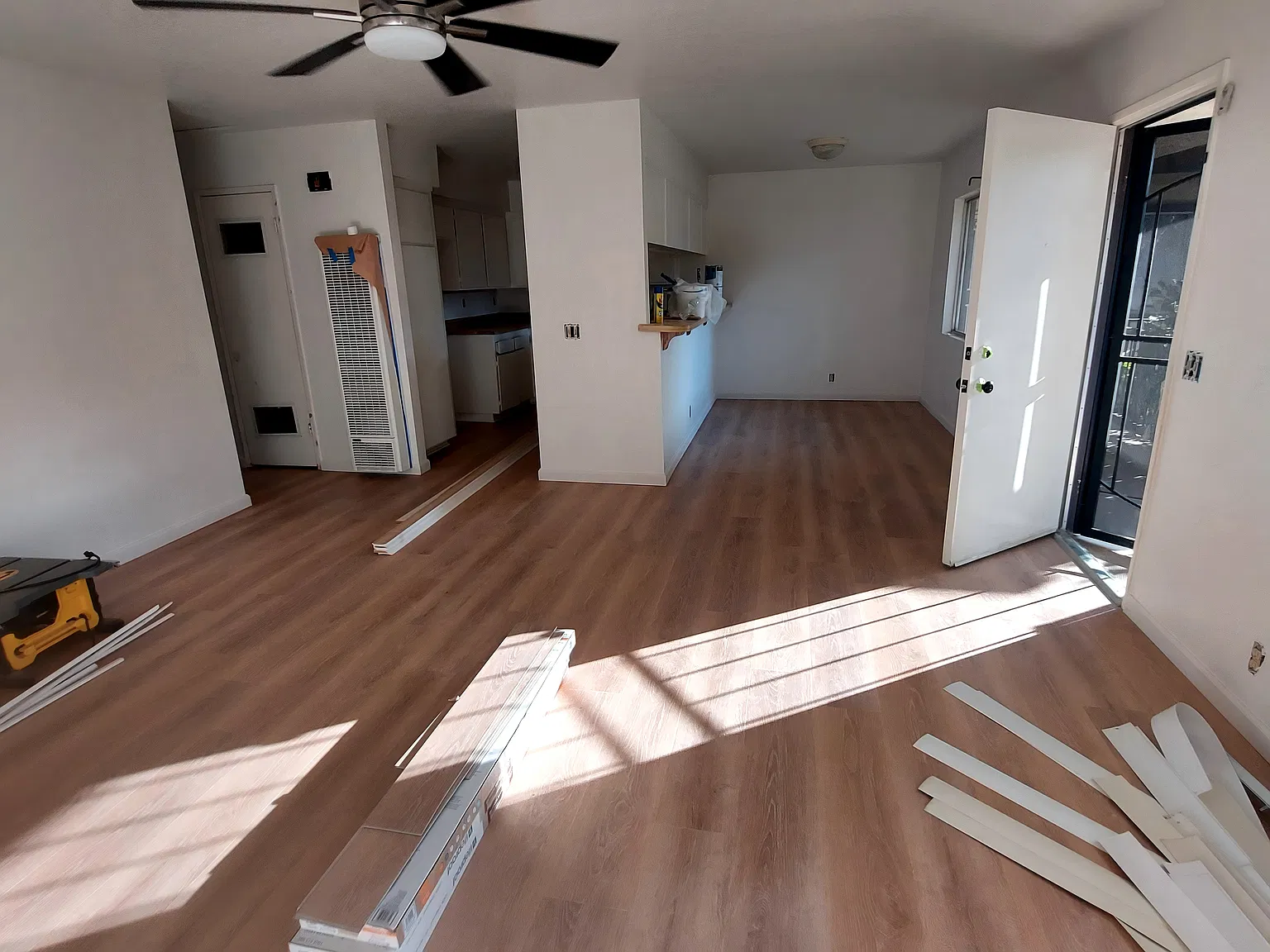 2 bed, 900 sqft, $2,275 — Photo 2