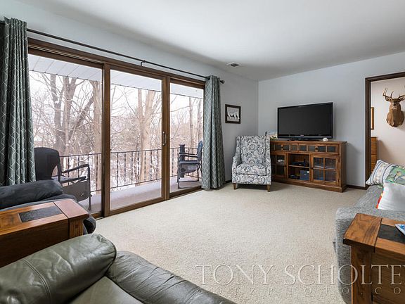 3rd image of 5261 Southbrook Ct Unit 53