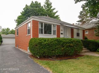 9424 Washington Ave, Brookfield, IL 60513