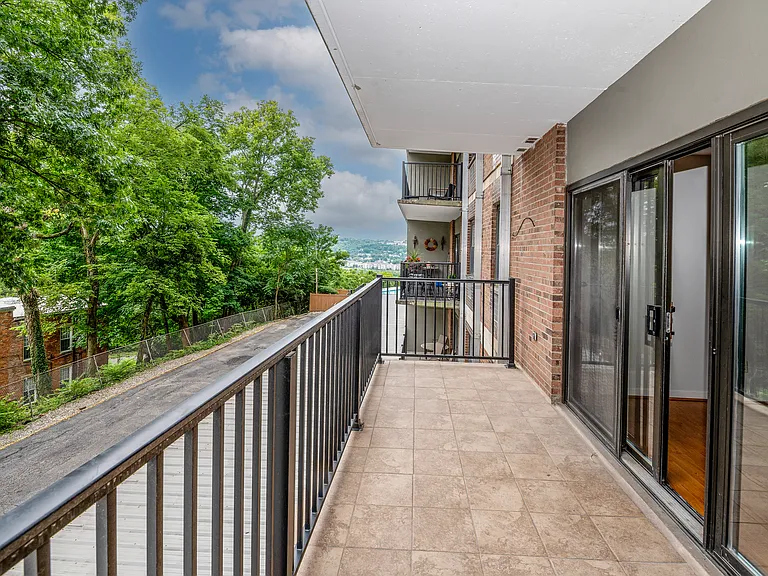 1815 William Howard Taft Rd #207 — Photo 10