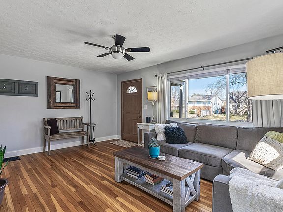 5th image of 1309 Carbone Dr