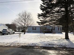 174 Sutherland Rd, Grove City, PA 16127