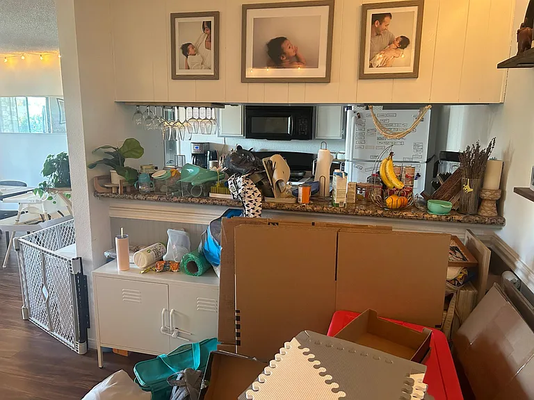 5320 Whitsett Ave #8 — Photo 4