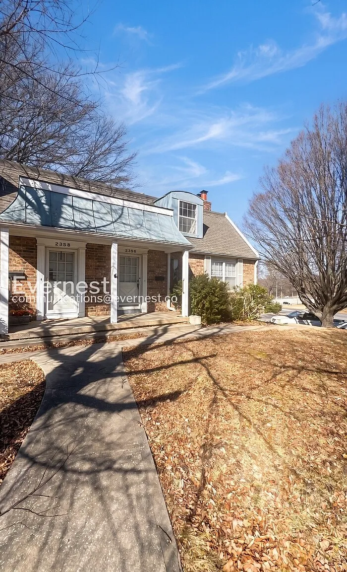 3 bed, 2.0 bath, 1881 sqft, $1,525 — Photo 1