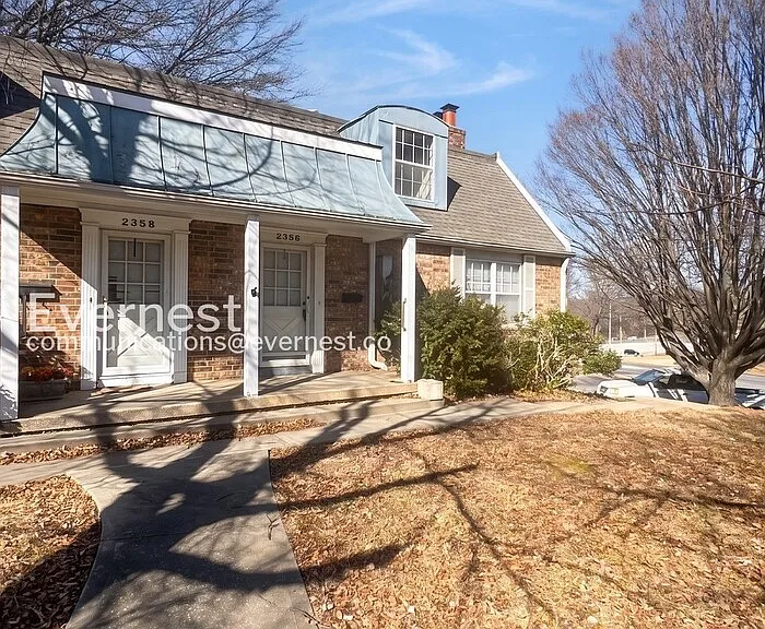 2356 S Crysler Ave — Photo 1