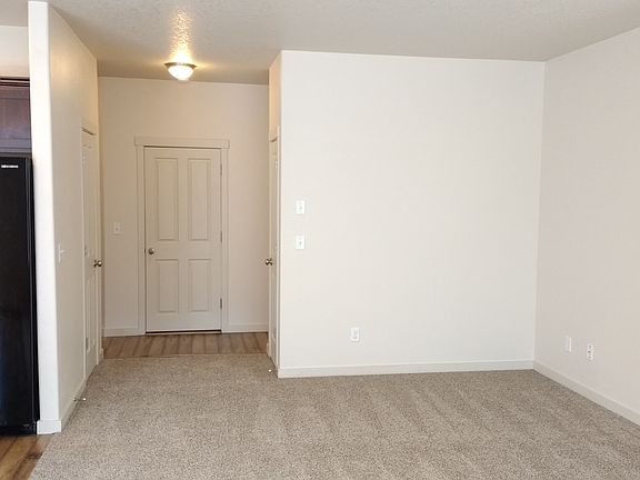 4th image of 3723 NW 122nd St