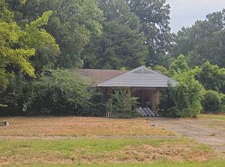 1401 Chatham Ln, West Memphis, AR 72301