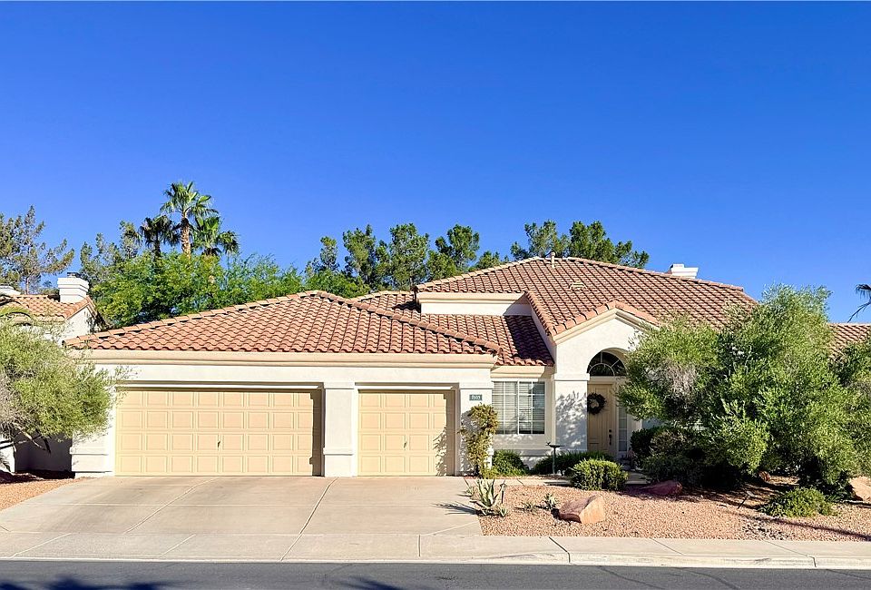 1st image of 1605 Saint Katherine Cir