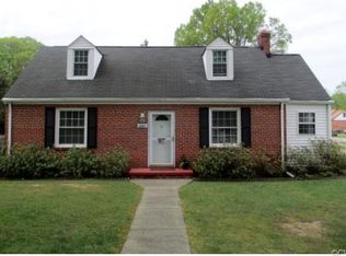 3001 Oak Ln, Hopewell, VA 23860