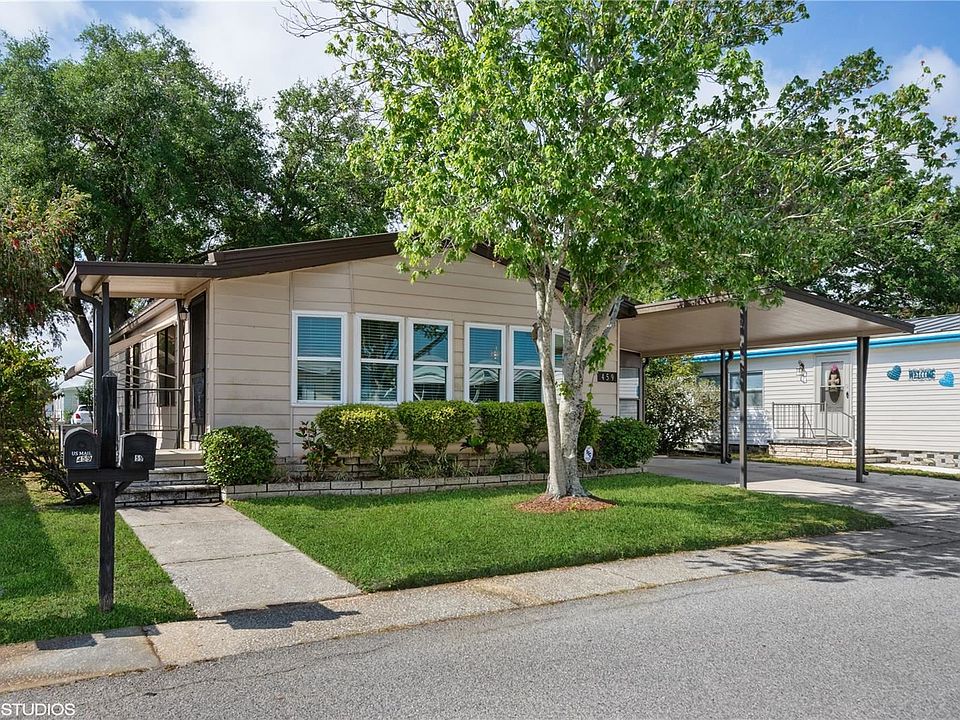 1st image of 459 Pelican Dr S