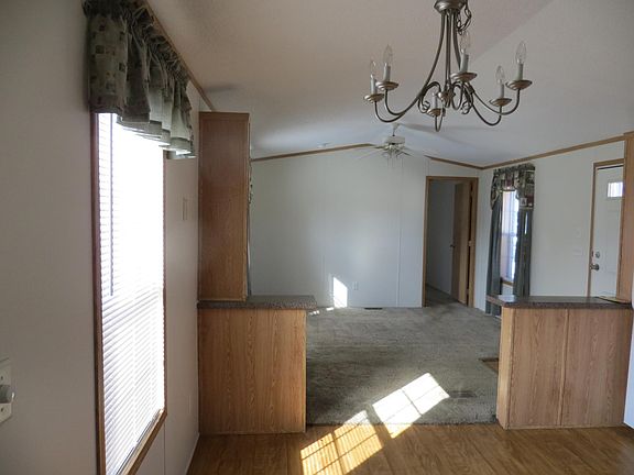 4th image of 14 Nathan Dr