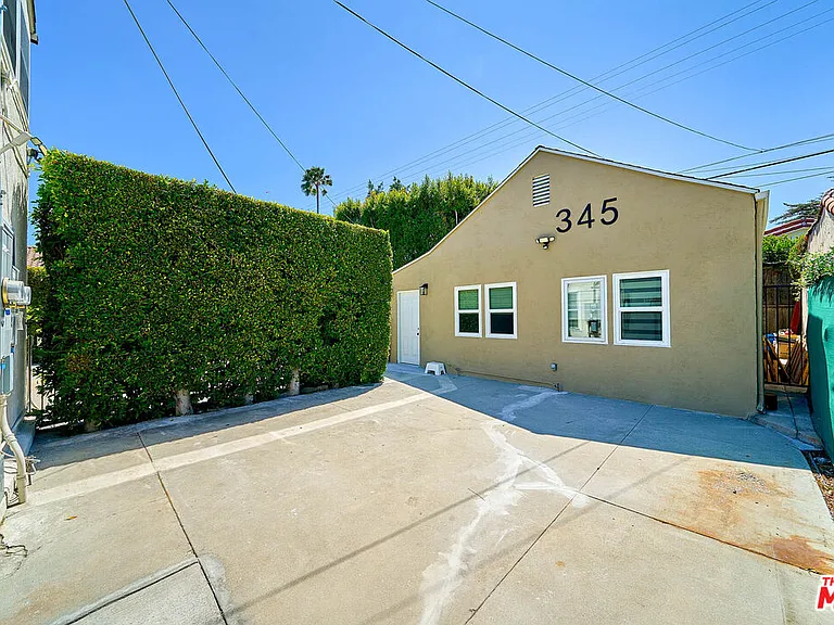 347 S Highland Ave — Photo 30
