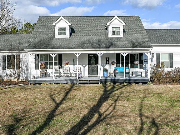 3rd image of 276 Mason Rd