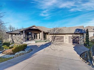 100 Hever Knl, Belton, MO 64012