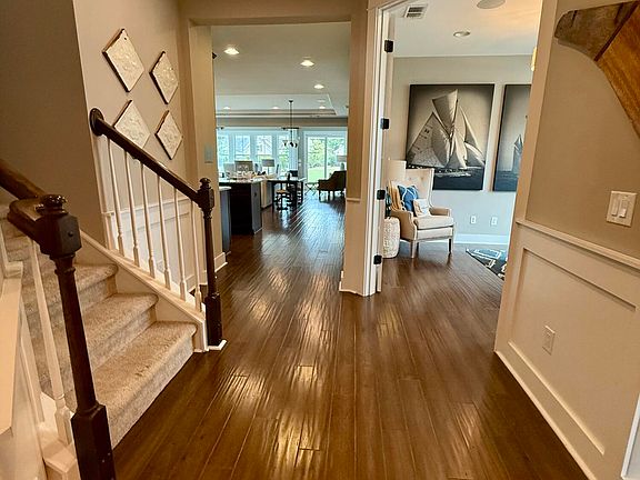 5th image of 114 Magnolia House Dr