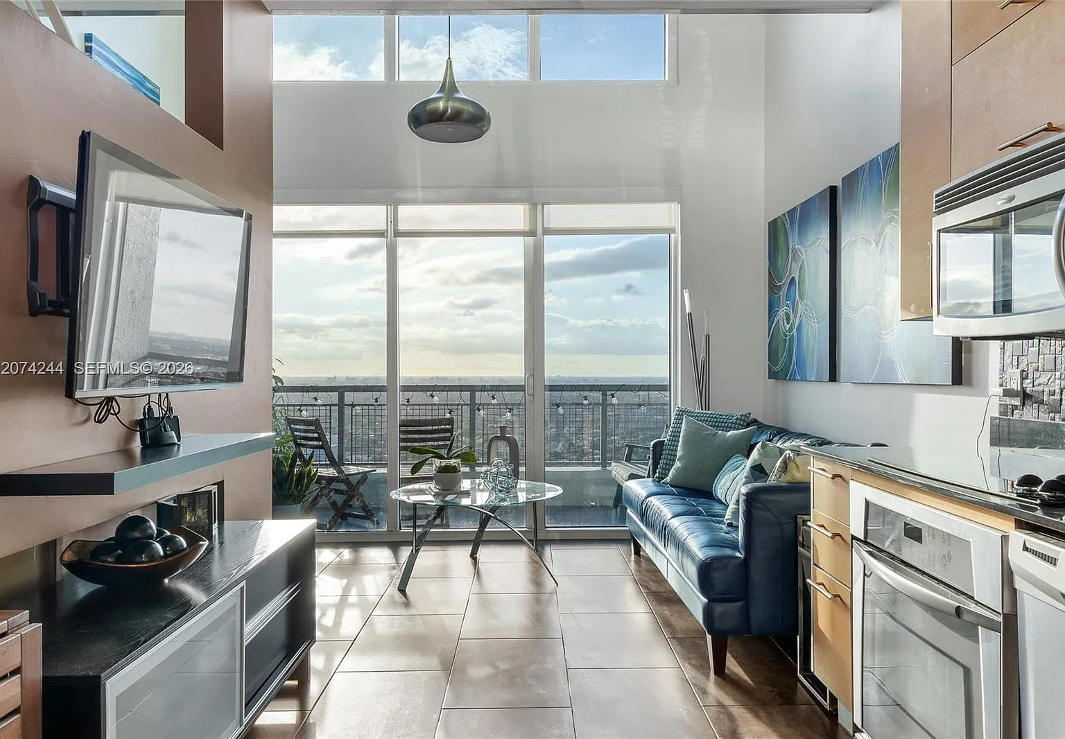 Infinity At Brickell — Photo 2