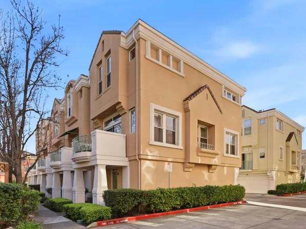 141 Huntington Ct, Mountain View, CA 94043