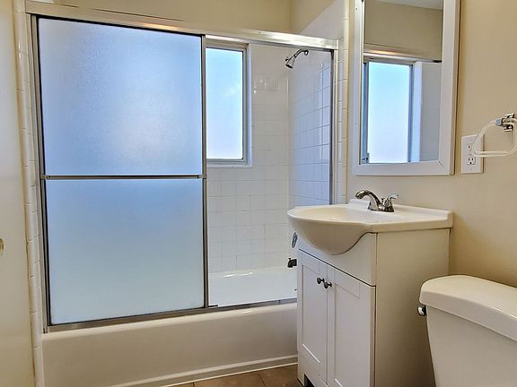 5th image of 1281 Parkington Ave #1287