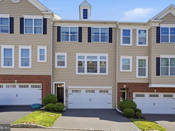 407 Cope Ct, Sellersville, PA 18960