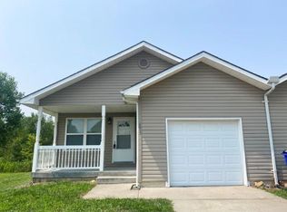 2615 Deerfield Blvd, Junction City, KS 66441